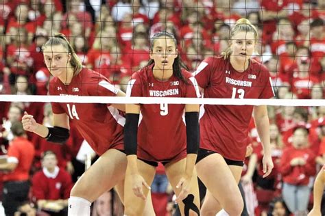 what happened to the wisconsin volleyball team|Wisconsin Volleyball Players Say Private Photos。